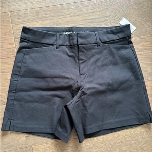 Old Navy Black High Rise Pixie Stretch Shorts 5” inseam